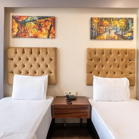 Otel Nova *