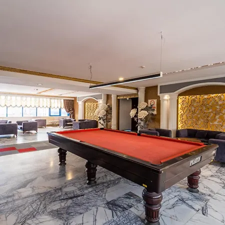 Otel Nova *